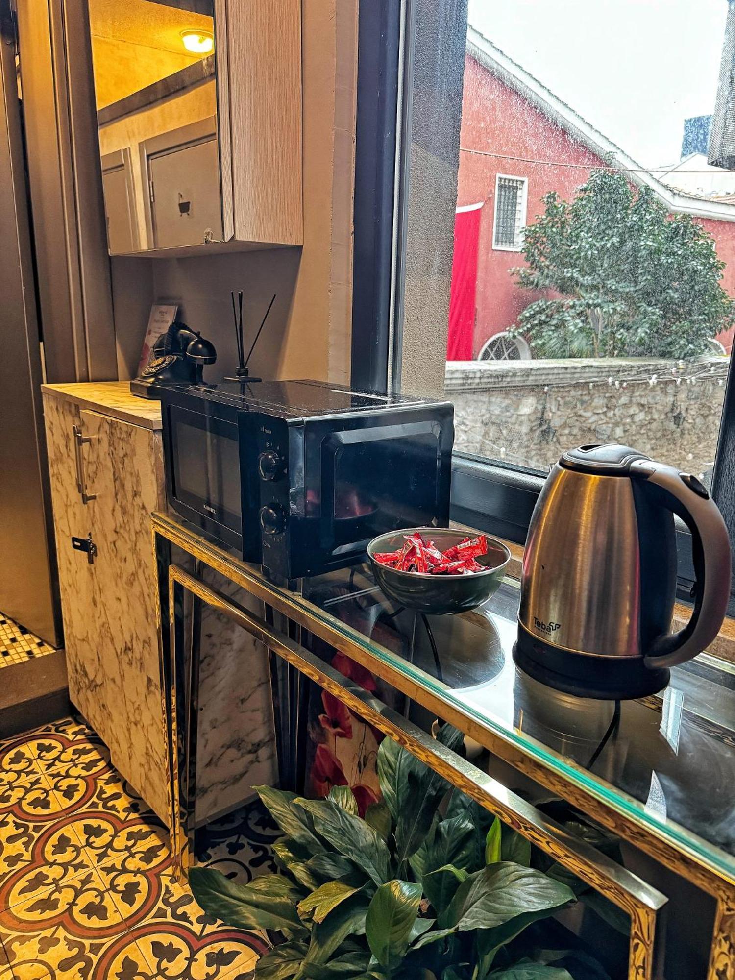 Nomad Hostel Karakoey Istambul Extérieur photo