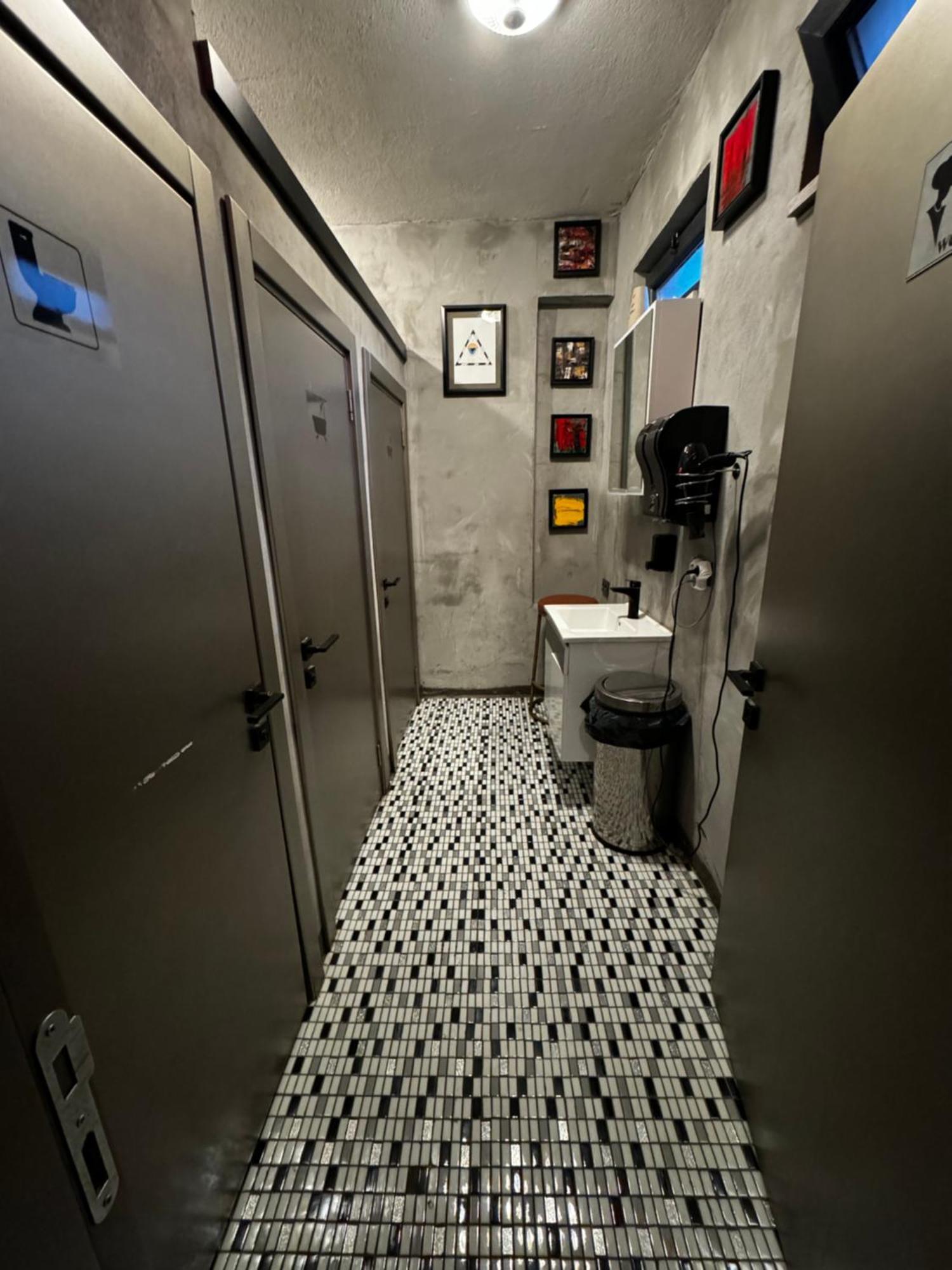 Nomad Hostel Karakoey Istambul Extérieur photo