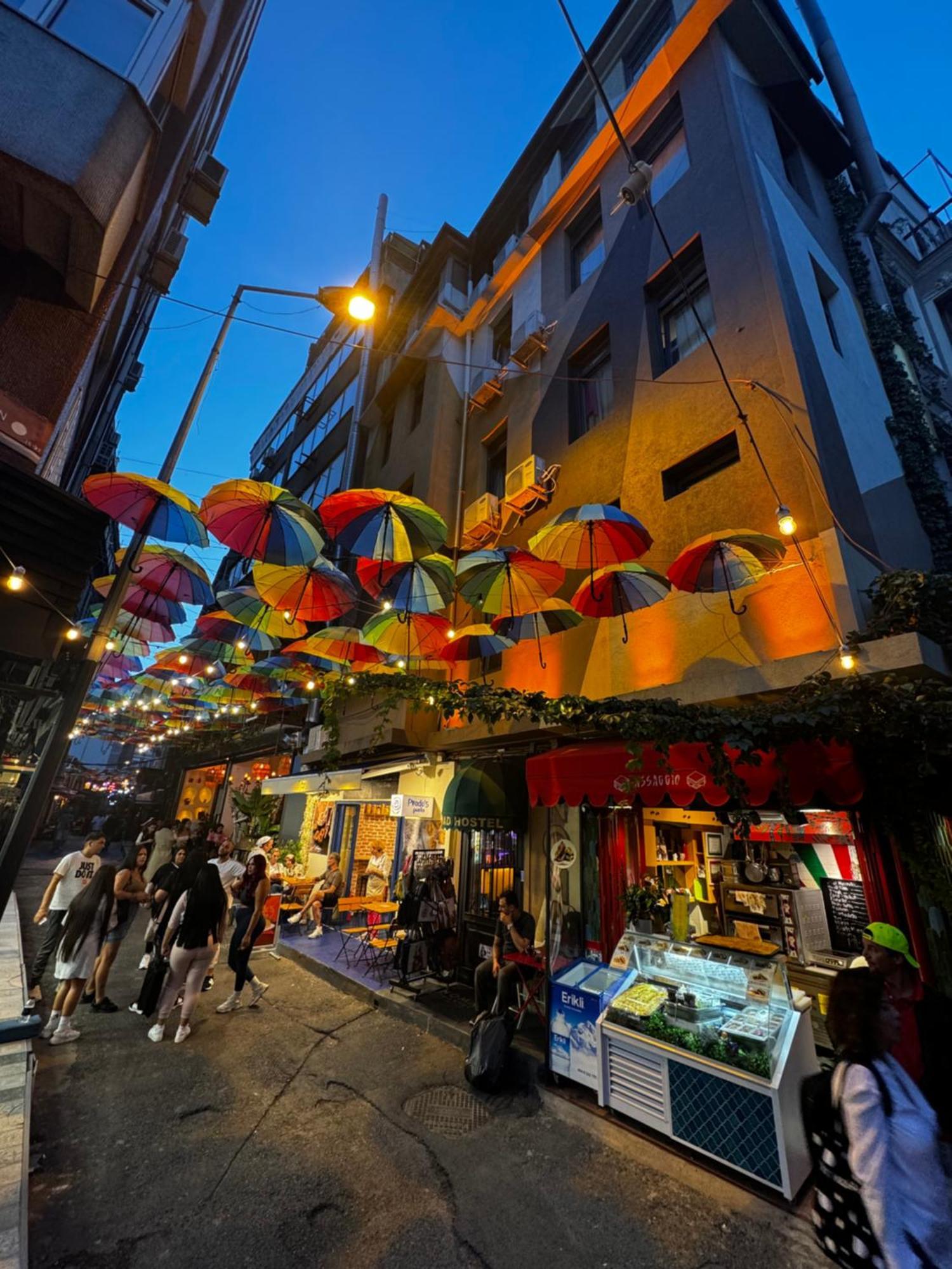 Nomad Hostel Karakoey Istambul Extérieur photo
