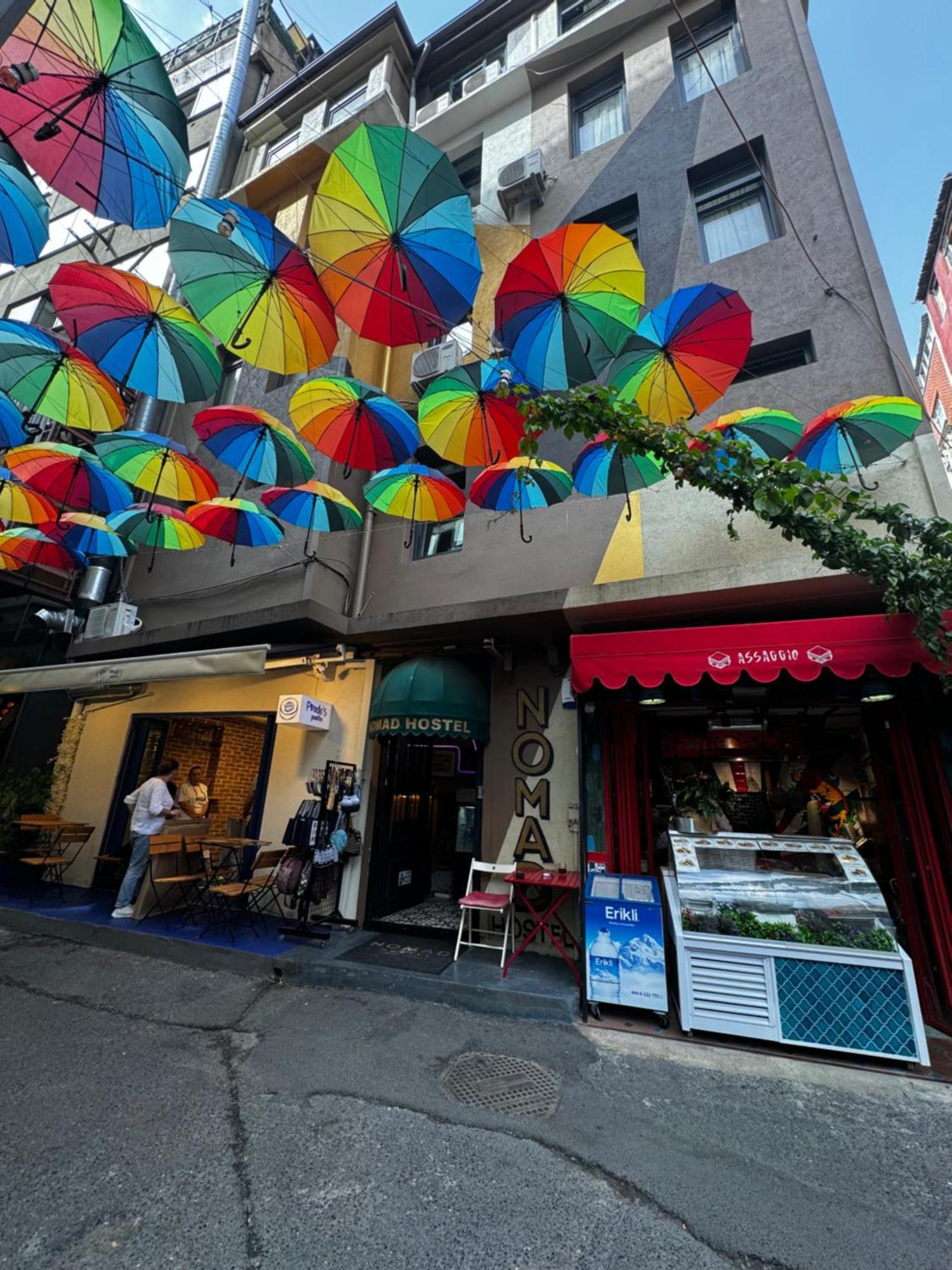 Nomad Hostel Karakoey Istambul Extérieur photo